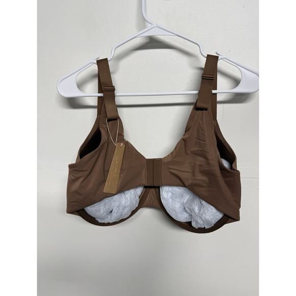 Skims Smoothing Intimates Full Coverage Ligthly Lined Bra Size Jasper 38DDDD - Picture 2 of 4